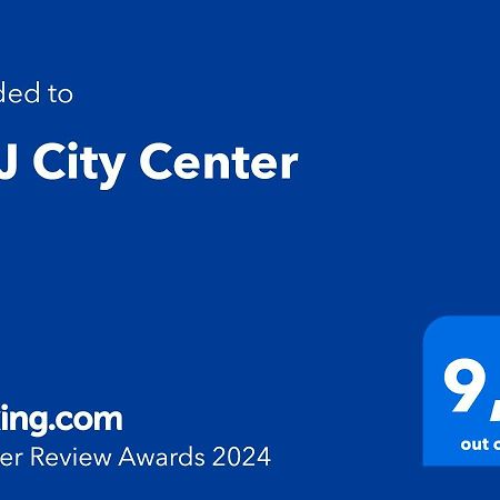 B&J City Center Apartment Каламата Екстериор снимка